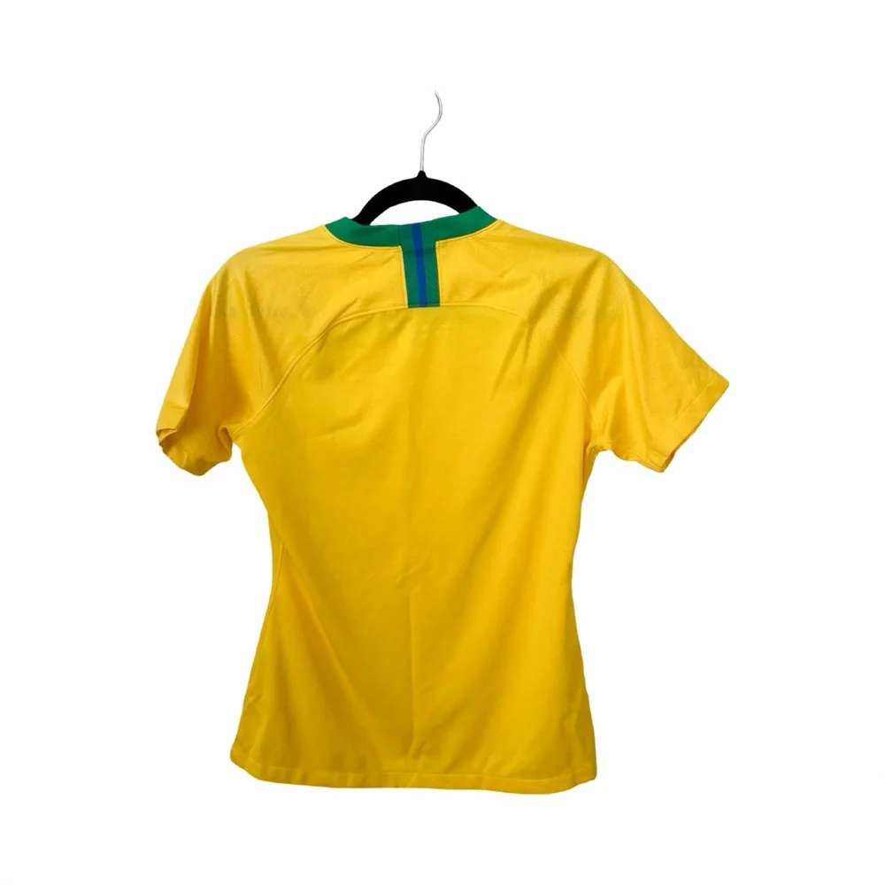 NIKE Women’s Brazil Soccer Yellow Jersey World Cup 2018 Sz M - Picture 3 of 6